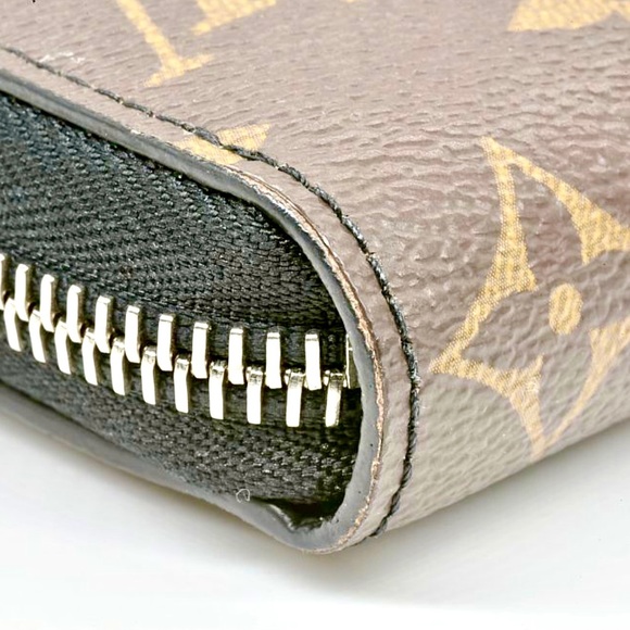 Louis Vuitton Dragonne Macassar Monogram Wallet/Clutch - Picture 14 of 15